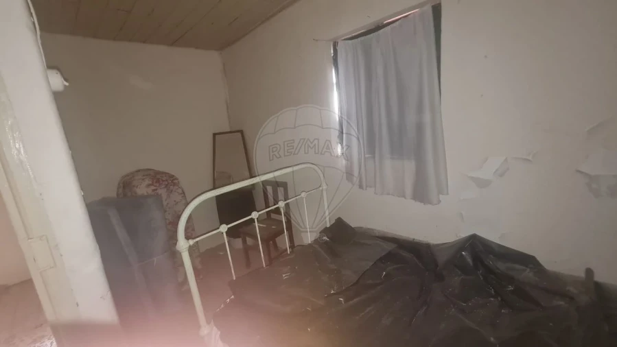 Moradia T3 para Venda em Carvoeiro Foto 10