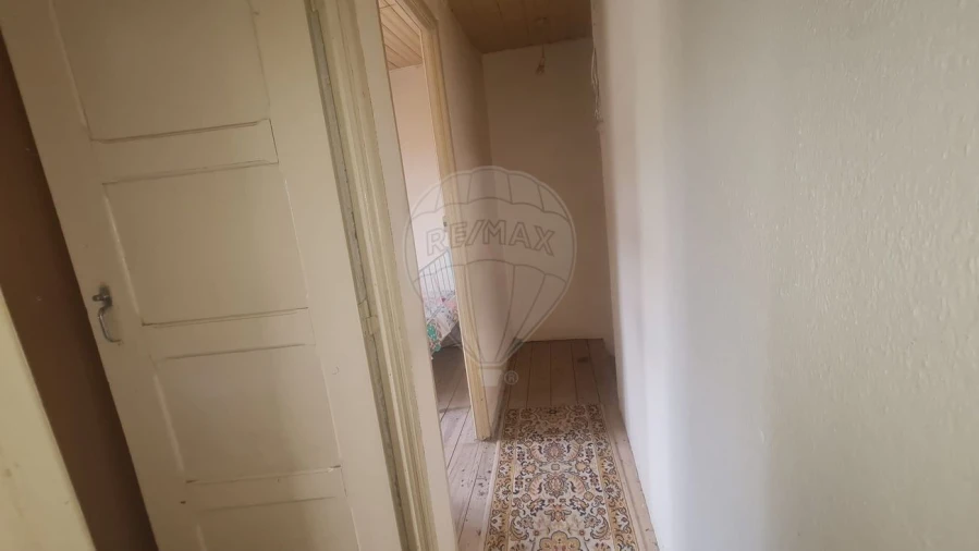 Moradia T3 para Venda em Carvoeiro Foto 9