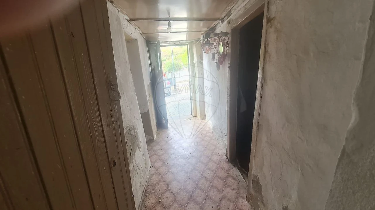 Moradia T3 para Venda em Carvoeiro Foto 4