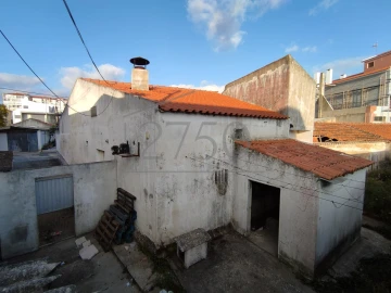 Apartamento para Venda em São Domingos de Rana