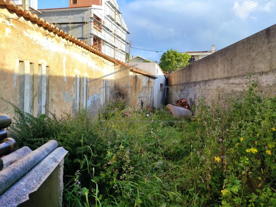 Terreno para Venda em São Domingos de Rana Foto 9