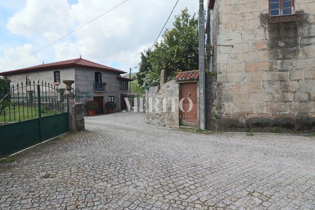 Quinta T5 para Venda em Sande São Lourenço e Balazar Foto 1