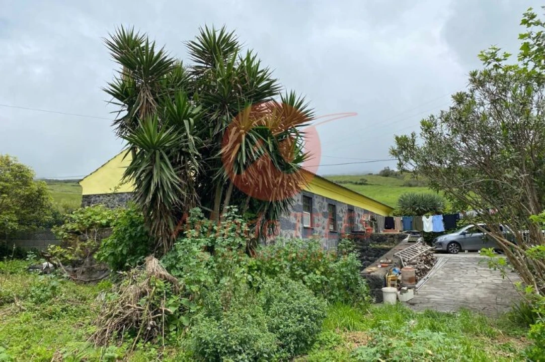 Moradia T3 para Venda em Rosais Foto 1