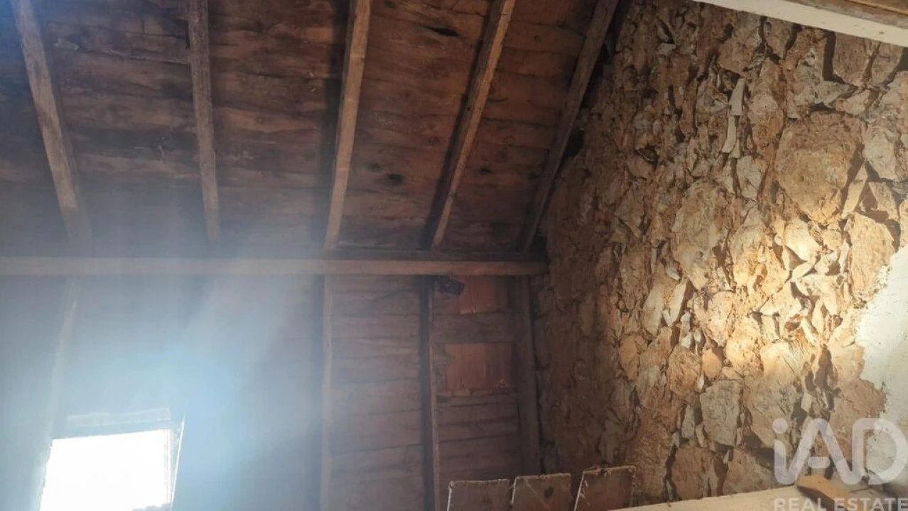 Moradia T3 para Venda em Minde Foto 23