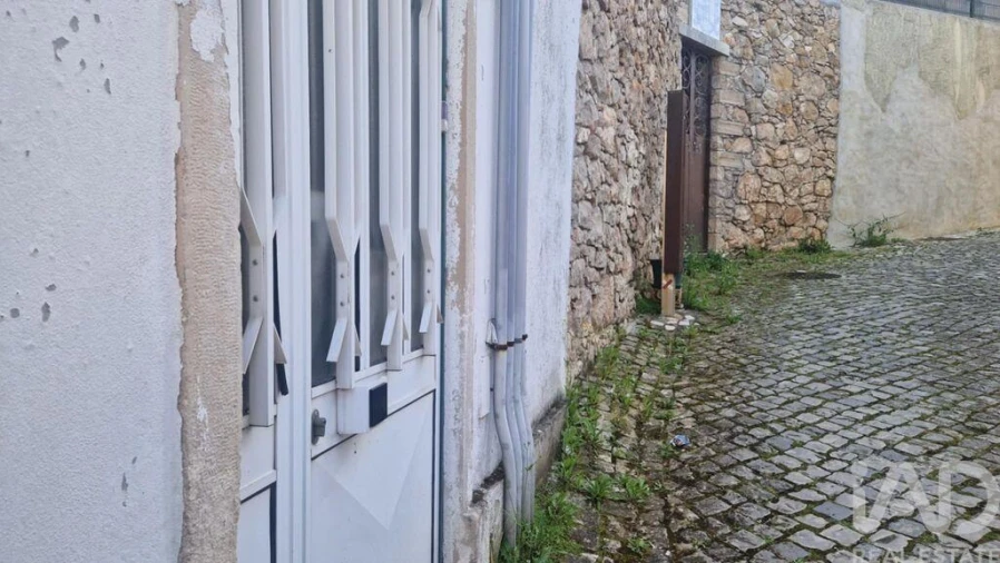 Moradia T3 para Venda em Minde Foto 24