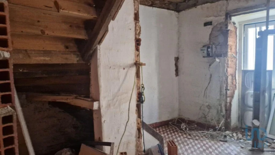 Moradia T3 para Venda em Minde Foto 4