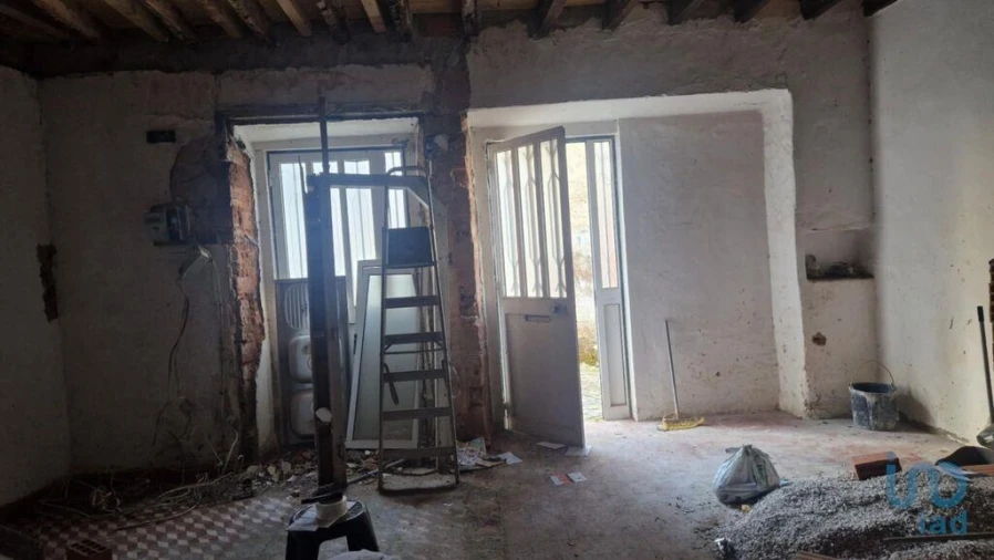 Moradia T3 para Venda em Minde Foto 6