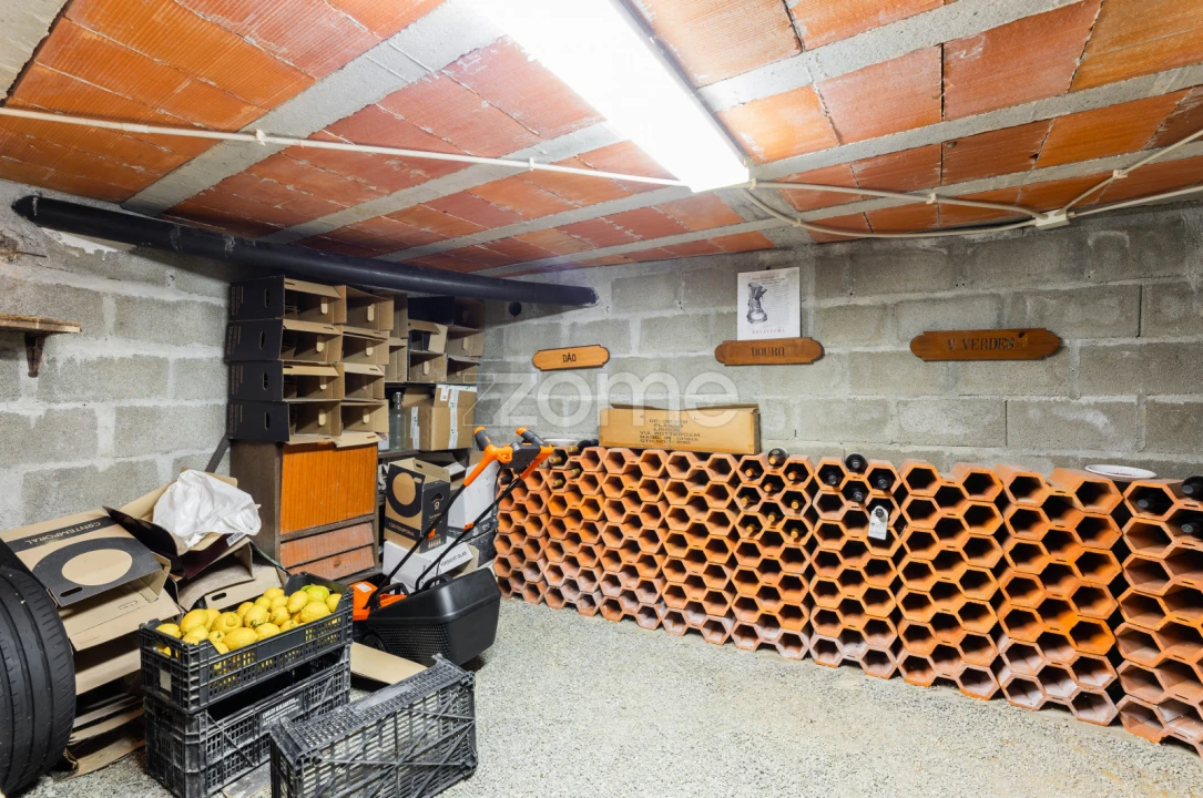 Moradia T4 para Venda em Chafe Foto 54