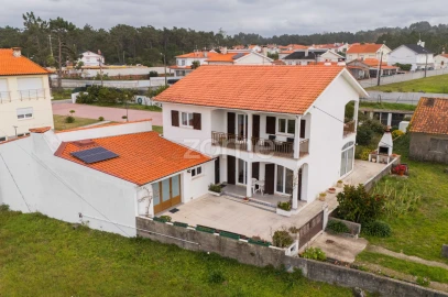 Moradia T4 para Venda em Chafe
