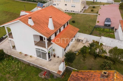 Moradia T4 para Venda em Chafe