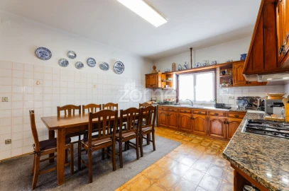 Moradia T4 para Venda em Chafe