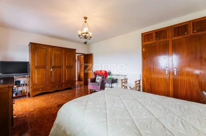 Moradia T4 para Venda em Chafe