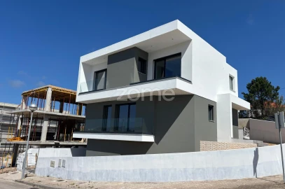 Moradia T3 para Venda em Ericeira
