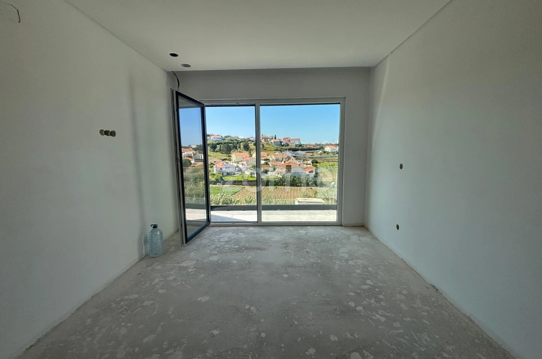 Moradia T3 para Venda em Ericeira Foto 38