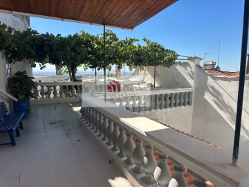 Moradia T8 para Venda em Caia, São Pedro e Alcáçova