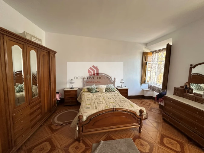 Moradia T8 para Venda em Caia, São Pedro e Alcáçova Foto 12