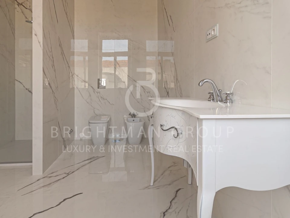 Moradia T6 para Venda em Cedofeita, Santo Ildefonso, Sé, Miragaia, São Nicolau e Vitória Foto 39