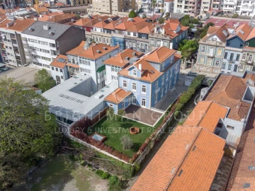 Moradia T6 para Venda em Cedofeita, Santo Ildefonso, Sé, Miragaia, São Nicolau e Vitória