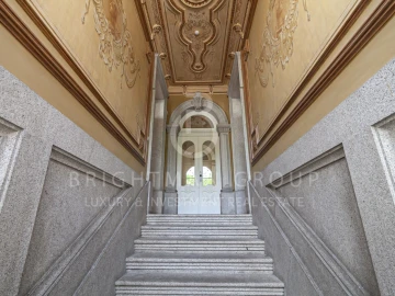 Moradia T6 para Venda em Cedofeita, Santo Ildefonso, Sé, Miragaia, São Nicolau e Vitória