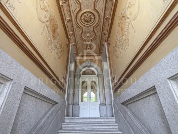 Moradia T6 para Venda em Cedofeita, Santo Ildefonso, Sé, Miragaia, São Nicolau e Vitória