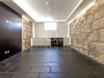 Moradia T6 para Venda em Cedofeita, Santo Ildefonso, Sé, Miragaia, São Nicolau e Vitória