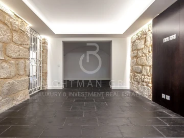 Moradia T6 para Venda em Cedofeita, Santo Ildefonso, Sé, Miragaia, São Nicolau e Vitória