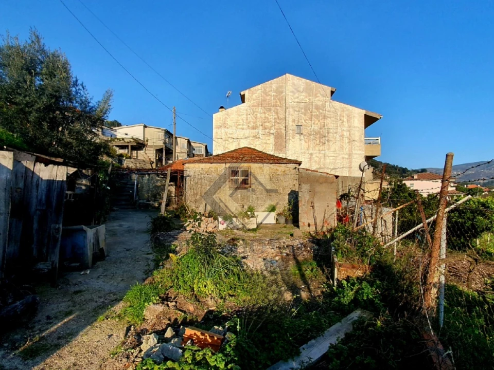 Moradia T2 para Venda em Frende Foto 7