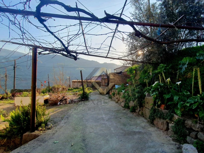 Moradia T2 para Venda em Frende Foto 6