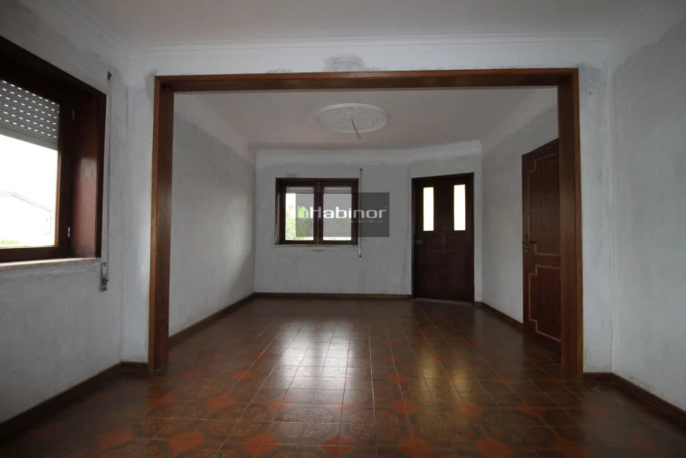 Moradia T5 para Venda em Vila Nova de Anha Foto 10