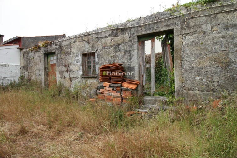 Moradia T5 para Venda em Vila Nova de Anha Foto 19