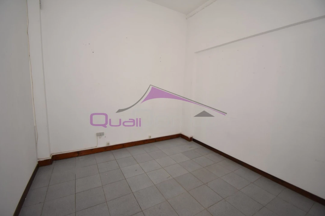 Loja para Venda em Chamusca e Pinheiro Grande Foto 3