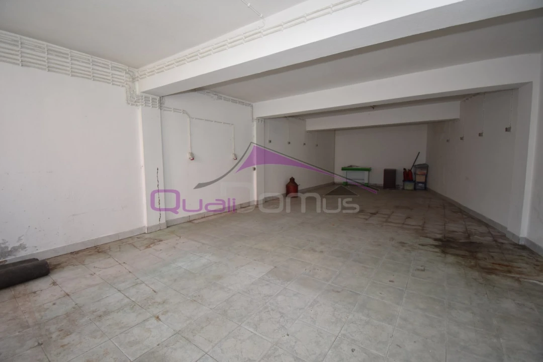 Loja para Venda em Chamusca e Pinheiro Grande Foto 2