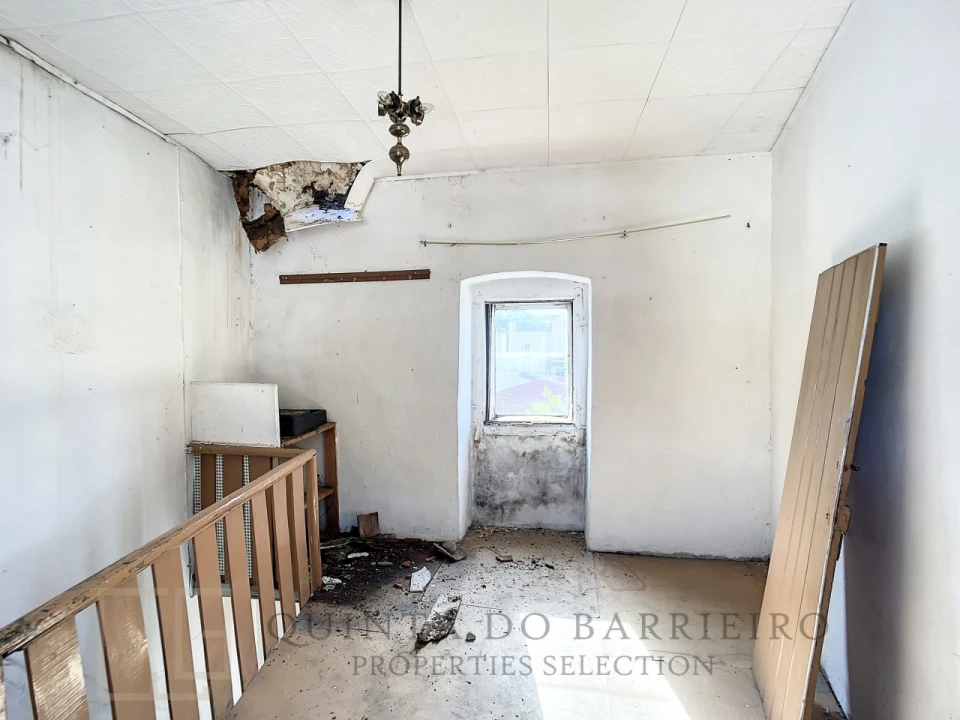 Moradia T2 para Venda em Ribeira de Nisa e Carreiras Foto 8