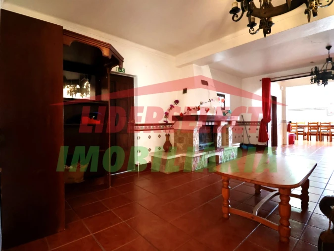 Quinta T6 para Venda em Silveira Foto 7