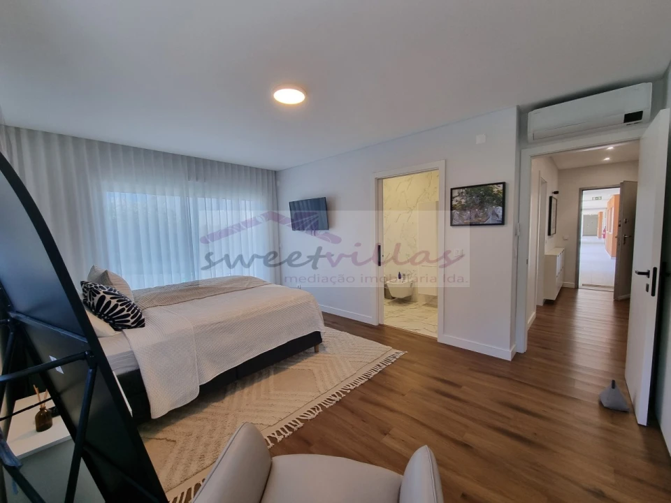 Apartamento T3 para Venda em Albufeira e Olhos de Água Foto 11