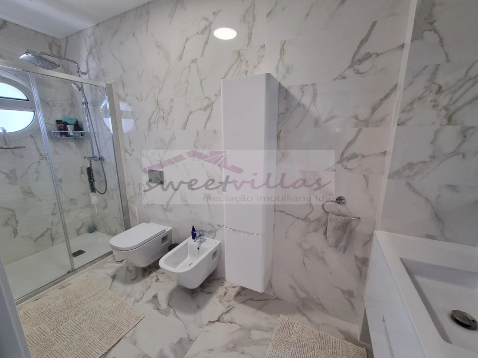 Apartamento T3 para Venda em Albufeira e Olhos de Água Foto 14