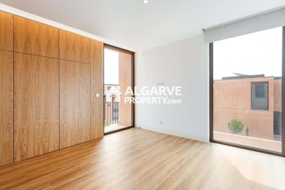 Moradia T3 para Venda em Quarteira