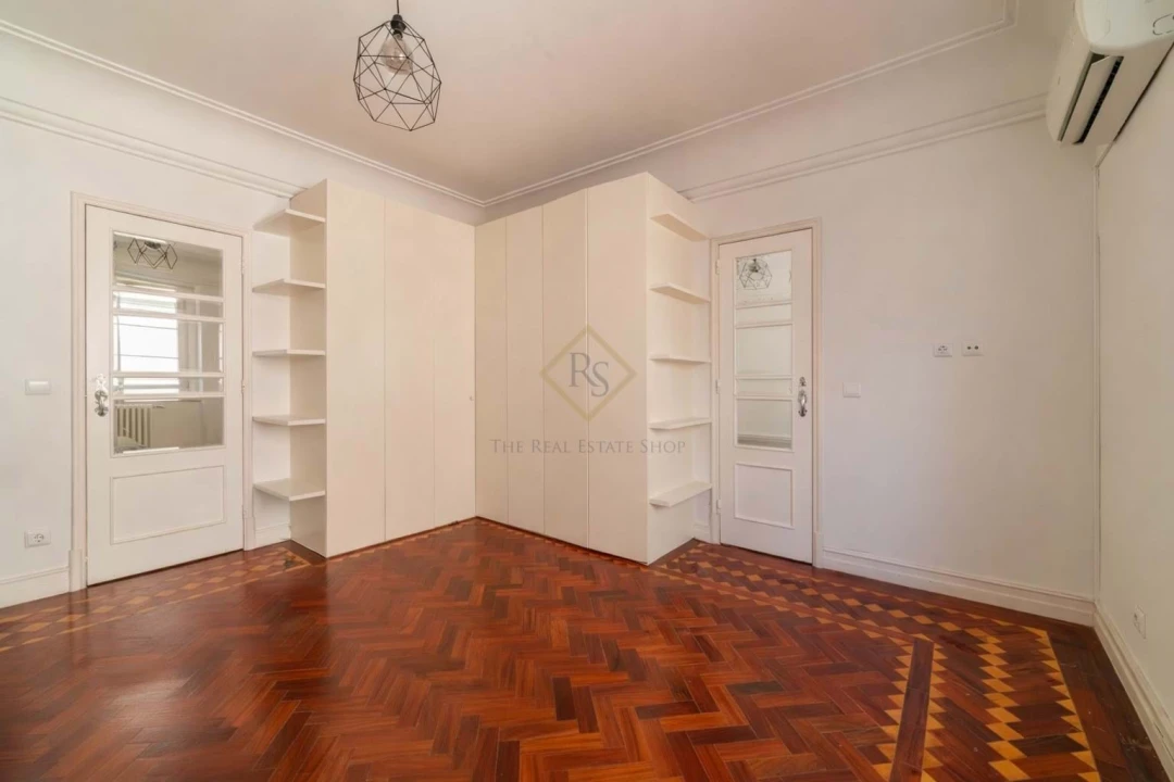 Apartamento T3 para Venda em Santo António Foto 9