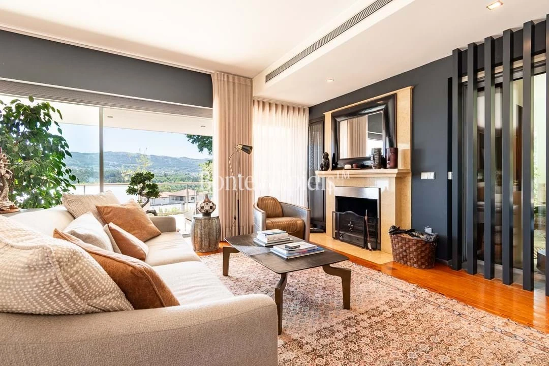 Moradia T4 para Venda em Amares e Figueiredo Foto 10