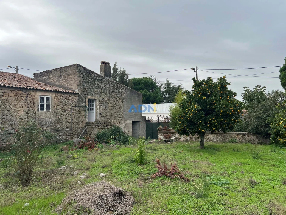 Moradia para Venda em Póvoa de Rio de Moinhos e Cafede Foto 4
