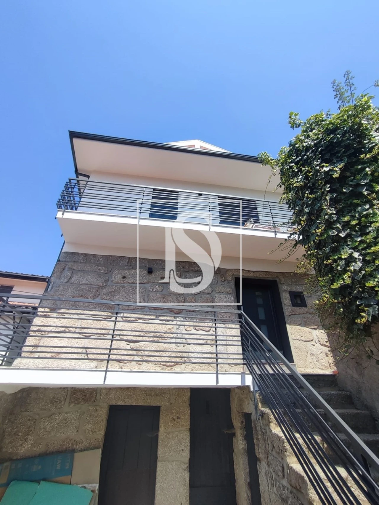 Moradia T3 para Venda em Águas Santas e Moure Foto 2