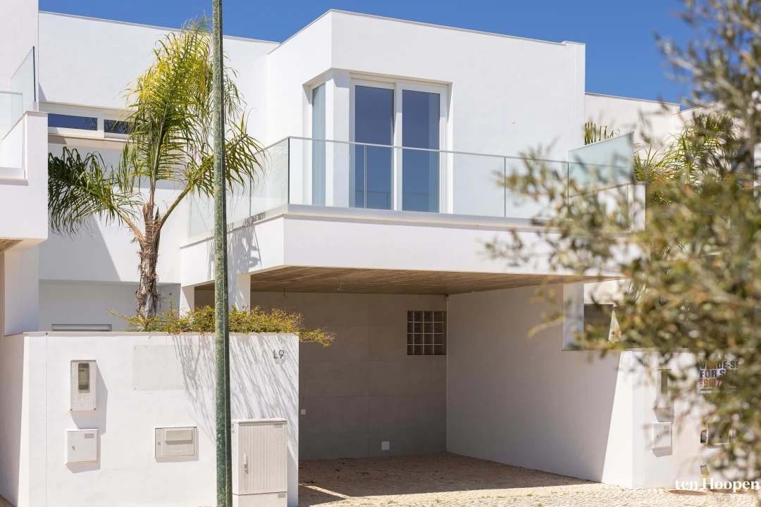 Moradia T3 para Venda em Vila de Sagres Foto 1