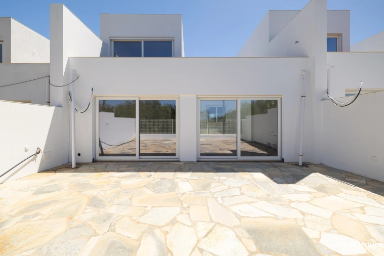 Moradia T3 para Venda em Vila de Sagres Foto 7