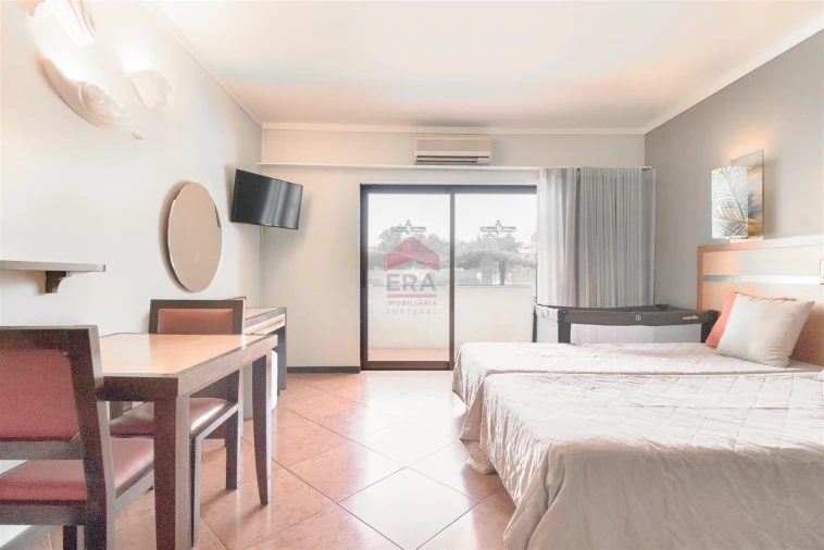 Apartamento T0 para Venda em Albufeira e Olhos de Água Foto 8