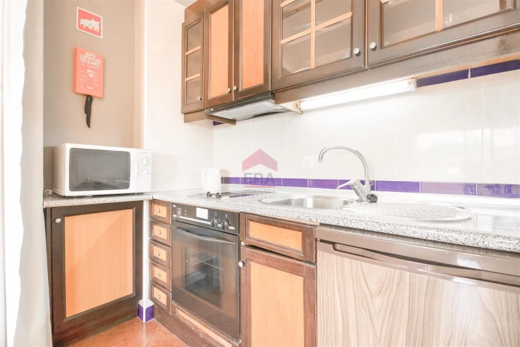 Apartamento T0 para Venda em Albufeira e Olhos de Água Foto 10
