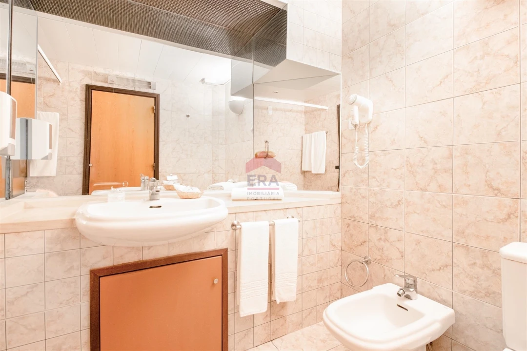 Apartamento T0 para Venda em Albufeira e Olhos de Água Foto 12