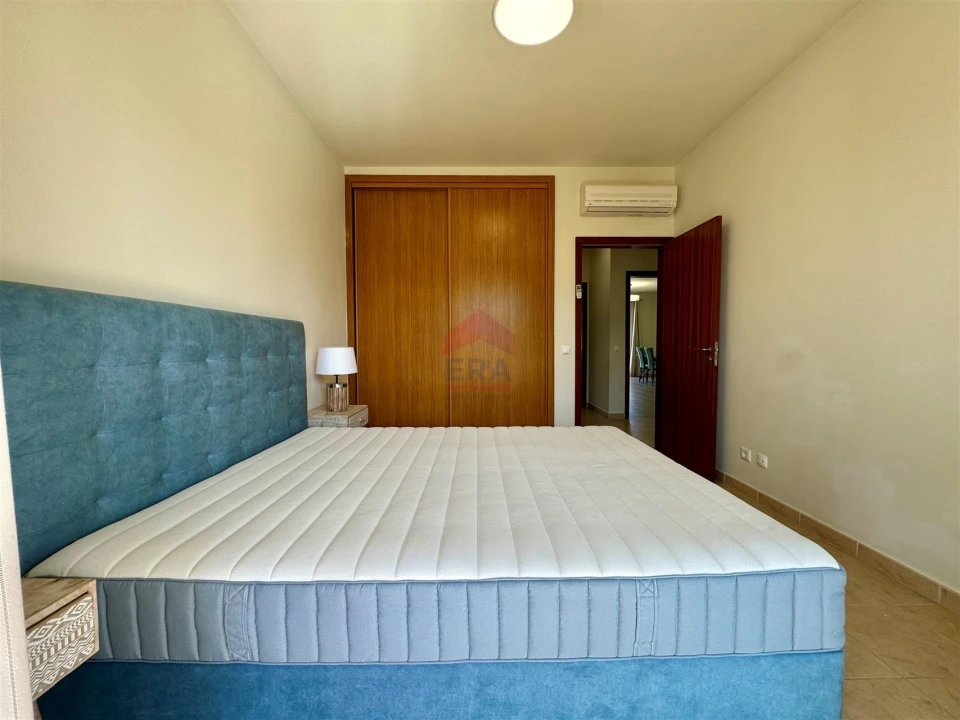 Apartamento T2 para Venda em Alvor Foto 9
