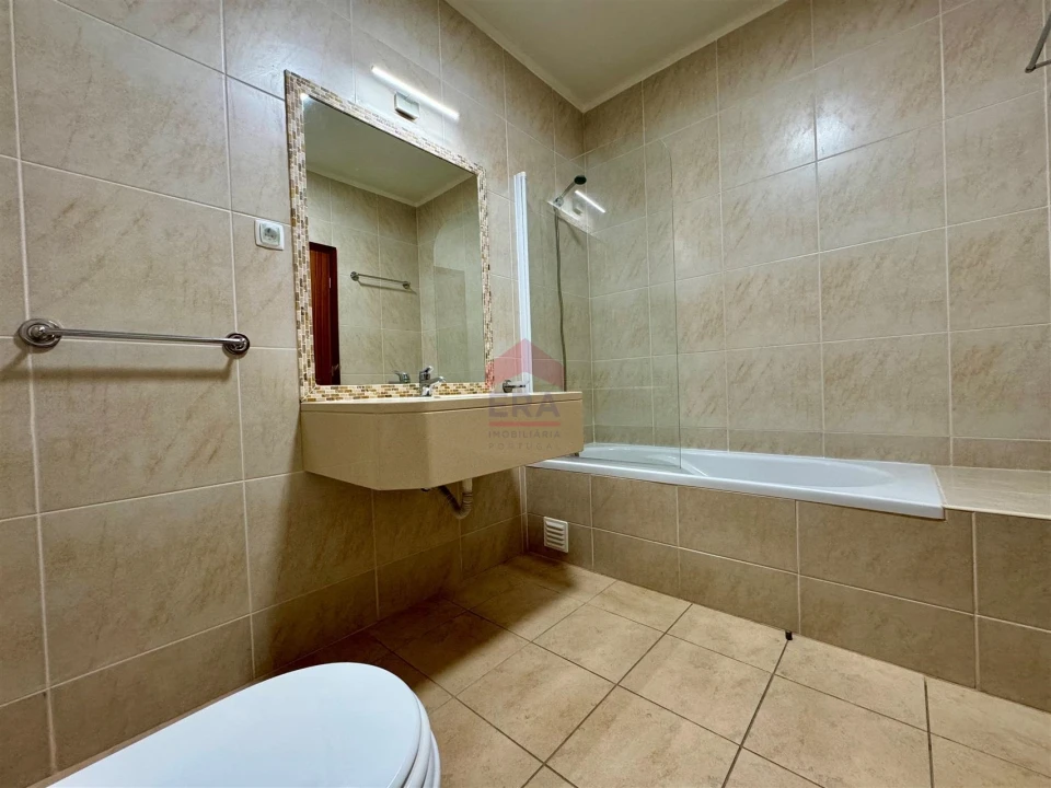 Apartamento T2 para Venda em Alvor Foto 10