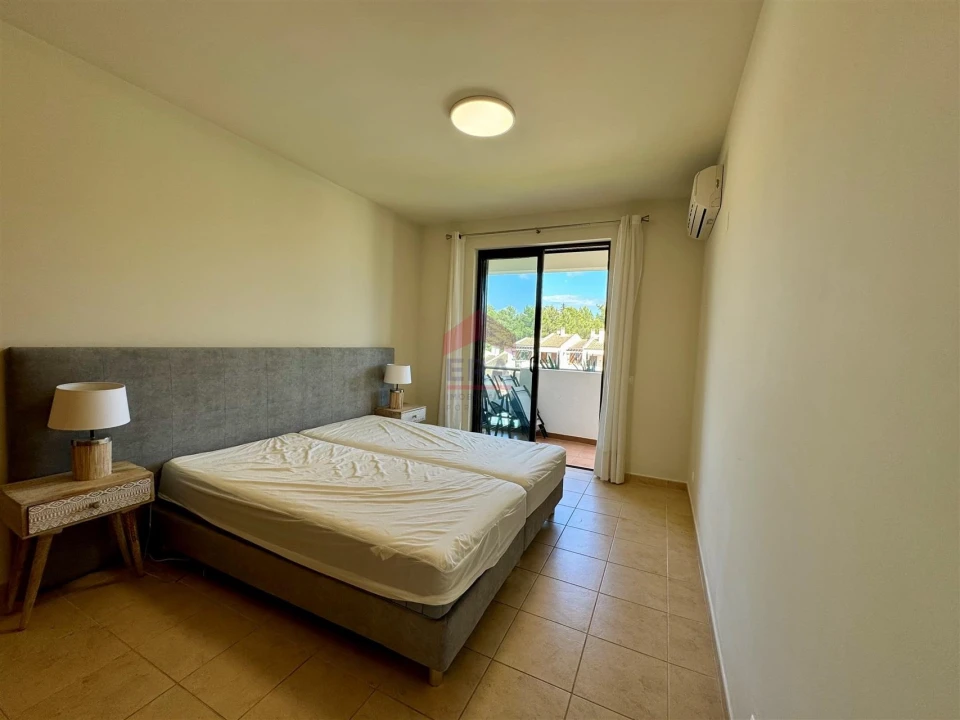 Apartamento T2 para Venda em Alvor Foto 6