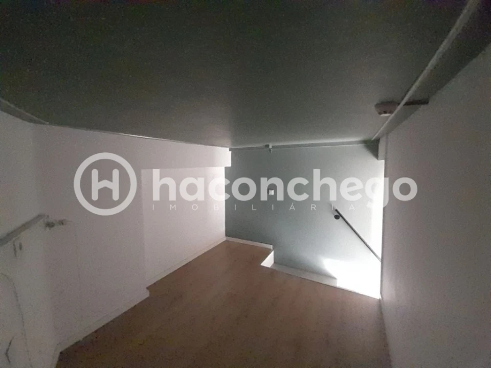 Loja para Arrendamento em Barcelos, V.Boa, V.Frescainha Foto 6